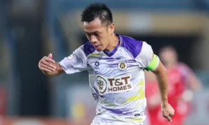 Hà Nội 5-1 TP HCM: Văn Quyết rực sáng trên sân Hàng Đẫy